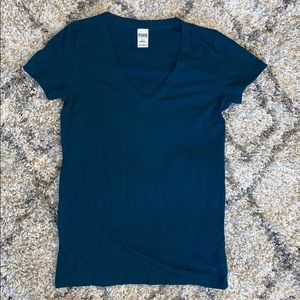 NWOT VICTORIAS SECRET PINK V NECK SHIRT SMALL